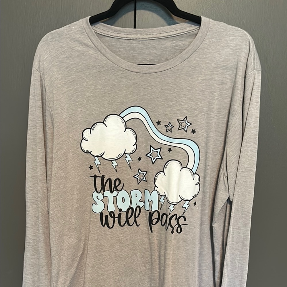 Gray Long Sleeve Shirt with Cloud Print